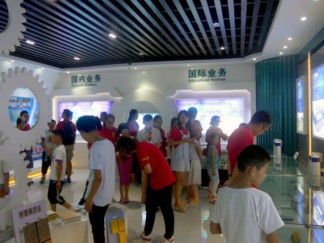 兗州區“牽手關(guān)愛(ài) 七彩暑期 感受城市 愛(ài)我家鄉”活動(dòng)走進(jìn)天意機械